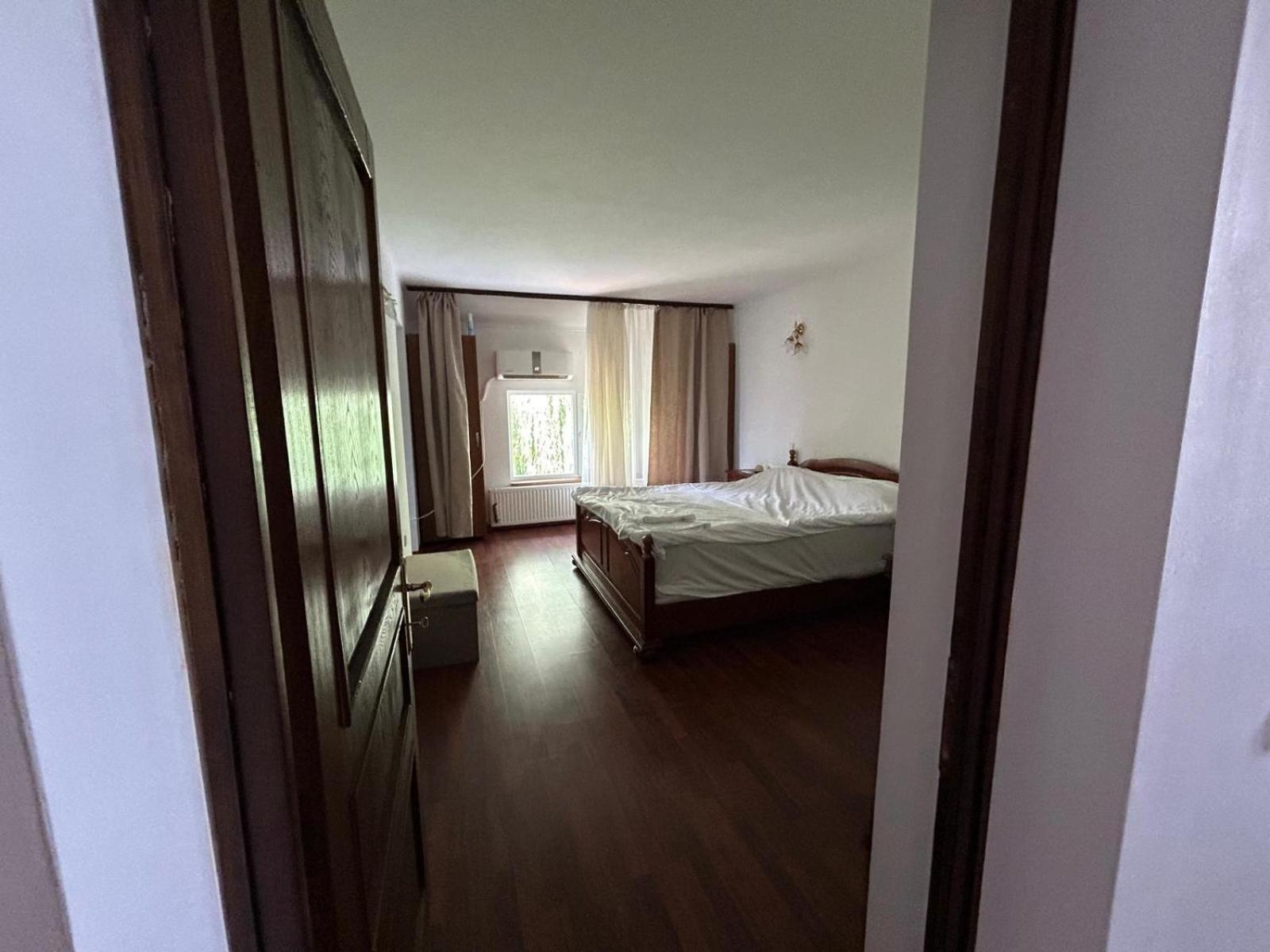 Vila De Inchiriat Aproape De Therme بالوتيشتي المظهر الخارجي الصورة