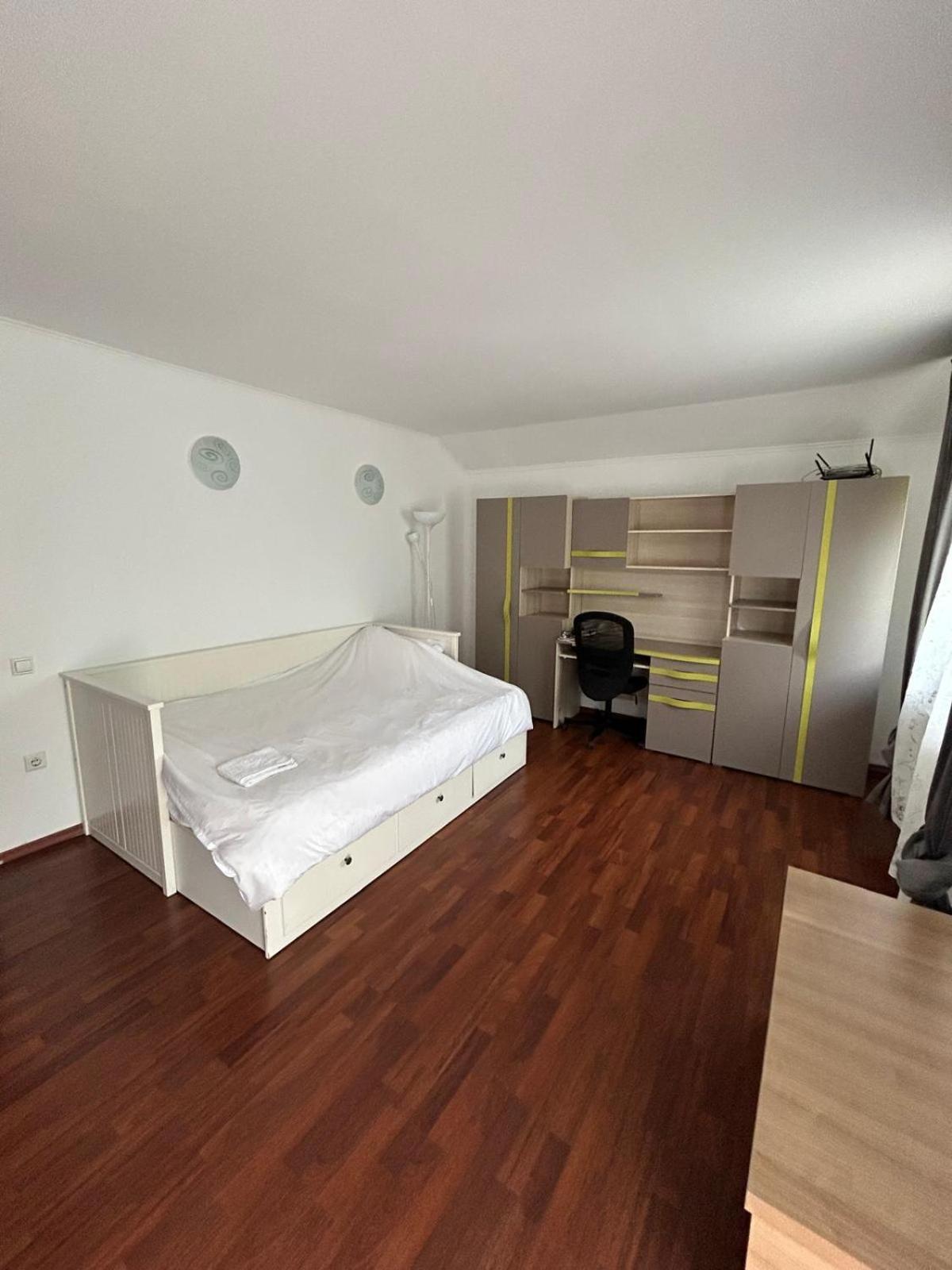 Vila De Inchiriat Aproape De Therme بالوتيشتي المظهر الخارجي الصورة